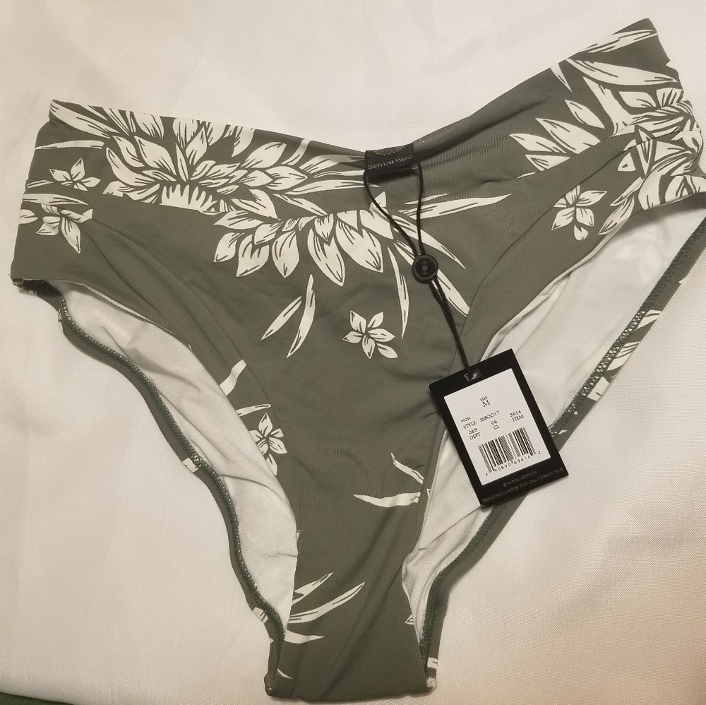 Green and White Floral Bikini Bottoms Size M L